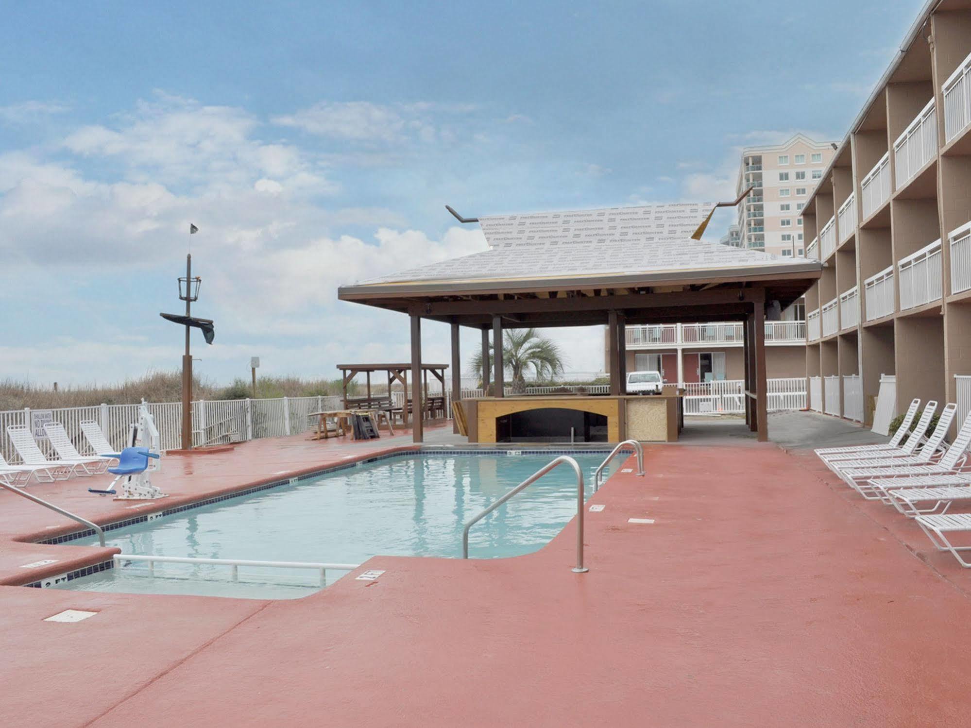 Castaway Beach Inn & Swim Up Bar นอร์ทเมอร์เทิลบีช ภายนอก รูปภาพ